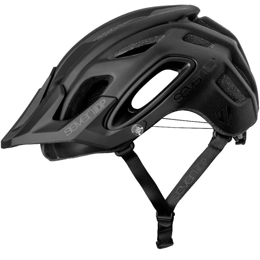 7 iDP M2 BOA MTB Helmet – Matt Black-Gloss Black
