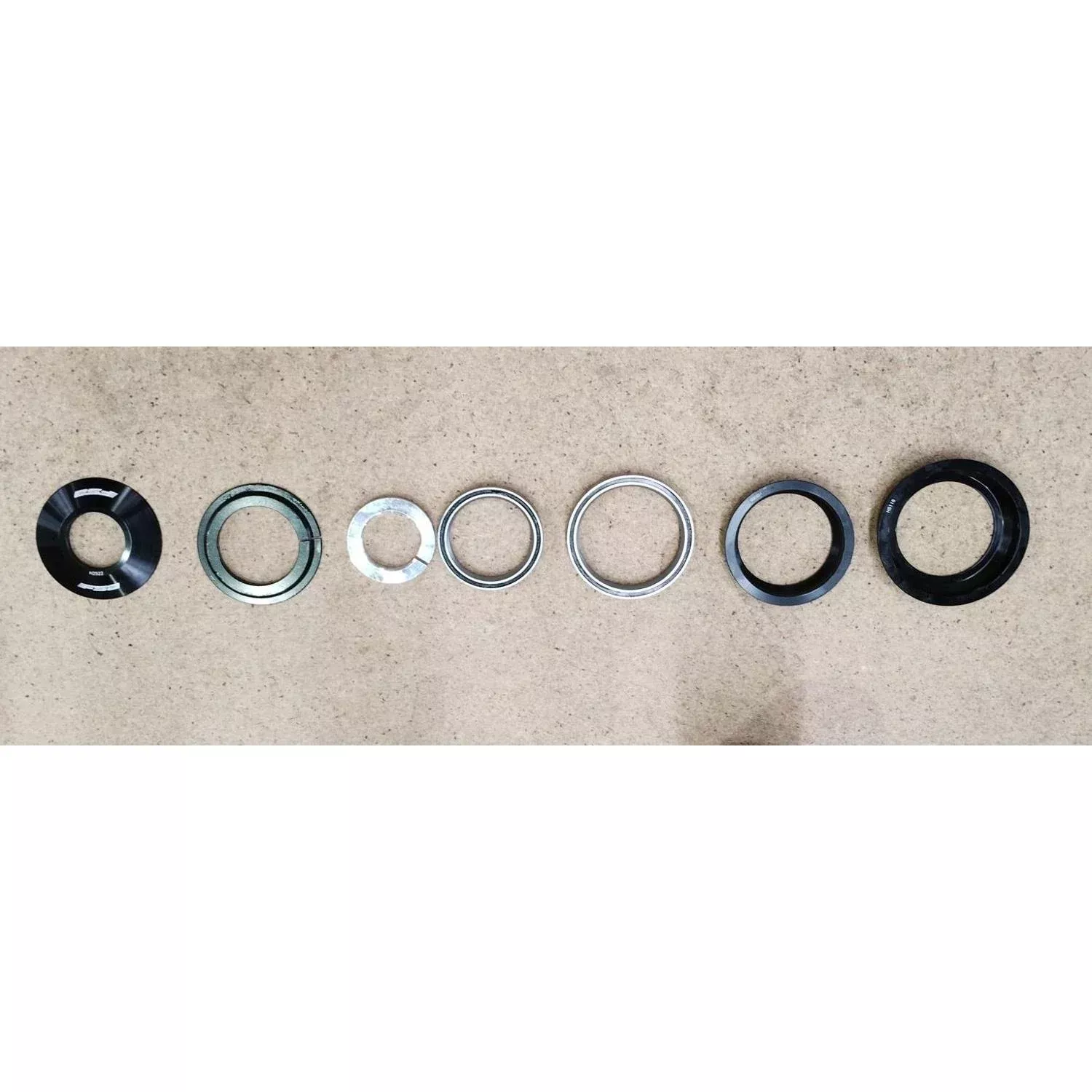 FSA Headset Spacer Set1 1/8 to 1.5” Steerer – 6.1mm Top Cap